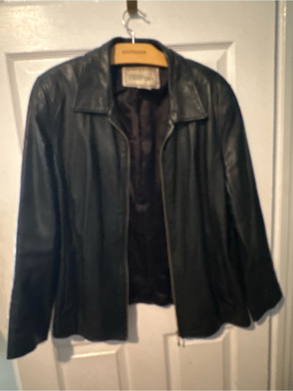 Modern Essentials Black Genuine Leather Zip-Up Jacket Coat Size L